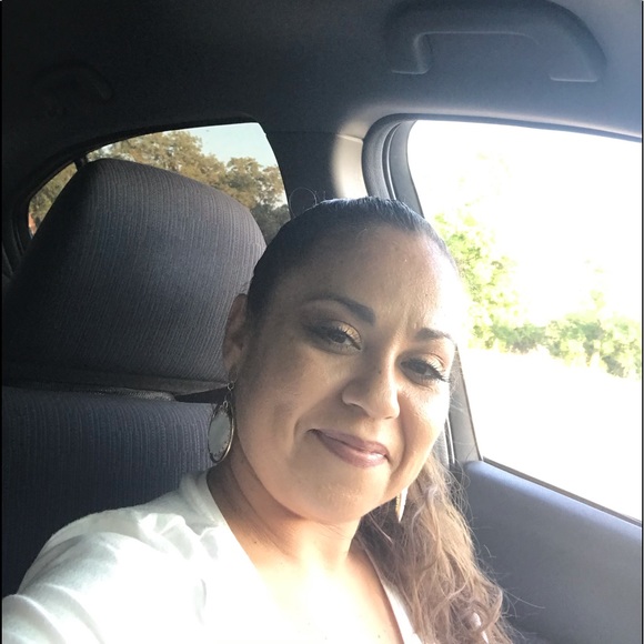 Meet your Posher, Alma - Picture 1 of 1